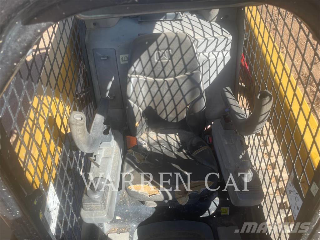 CAT 259D3 C1H2 Încarcatoare cu excavator