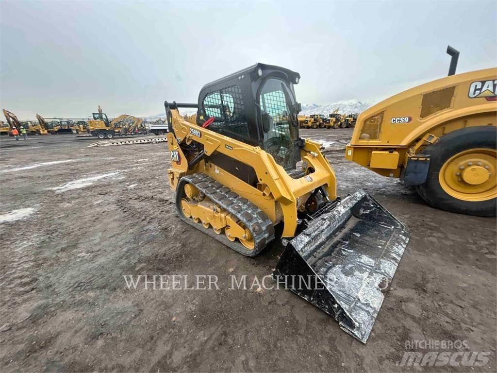 CAT 259D3 C3H2 Încarcatoare cu excavator