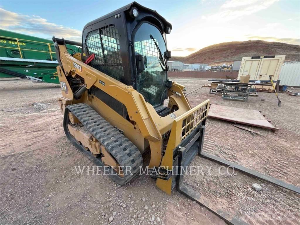 CAT 259D3 C3H2 Încarcatoare cu excavator