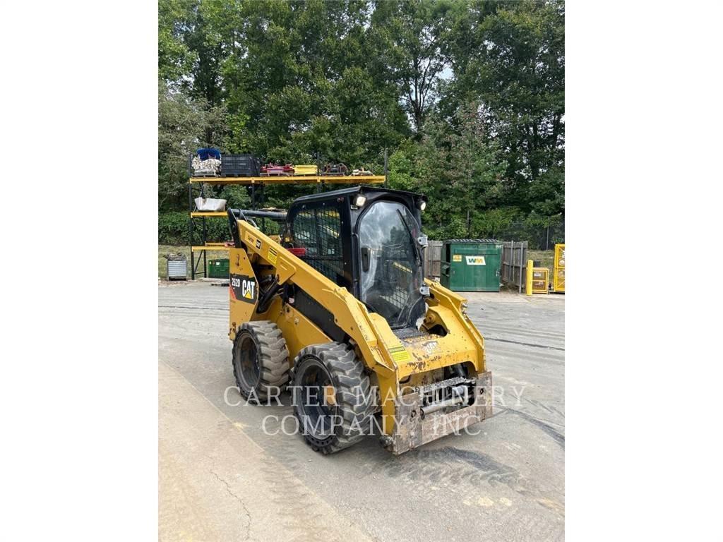 CAT 262D Mini incarcator