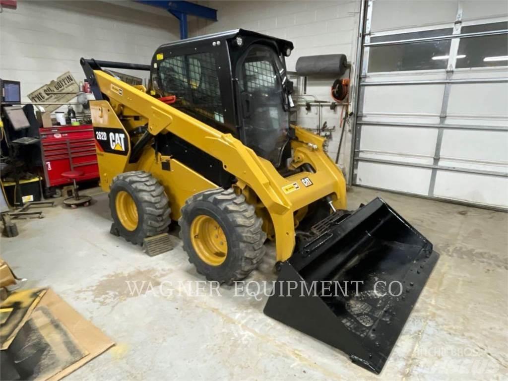 CAT 262D Mini incarcator