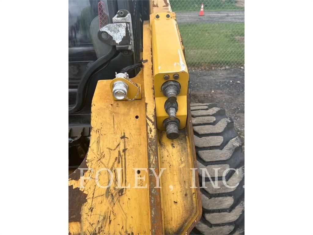 CAT 262D Mini incarcator