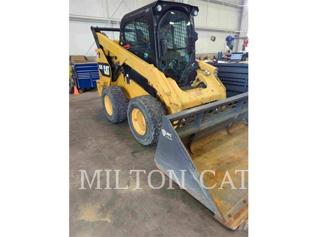 CAT 262D Mini incarcator