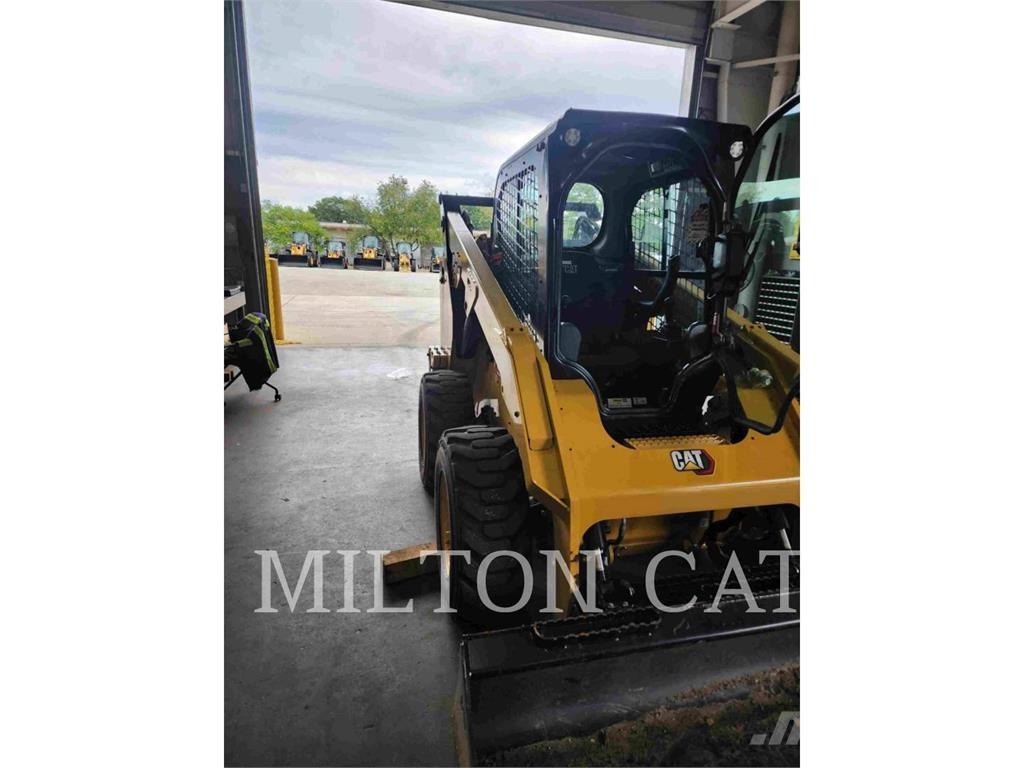 CAT 262D 3 Mini incarcator