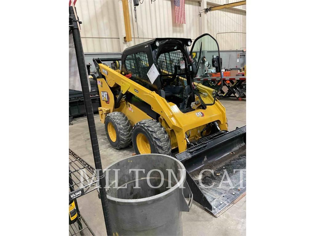 CAT 262D 3 Mini incarcator