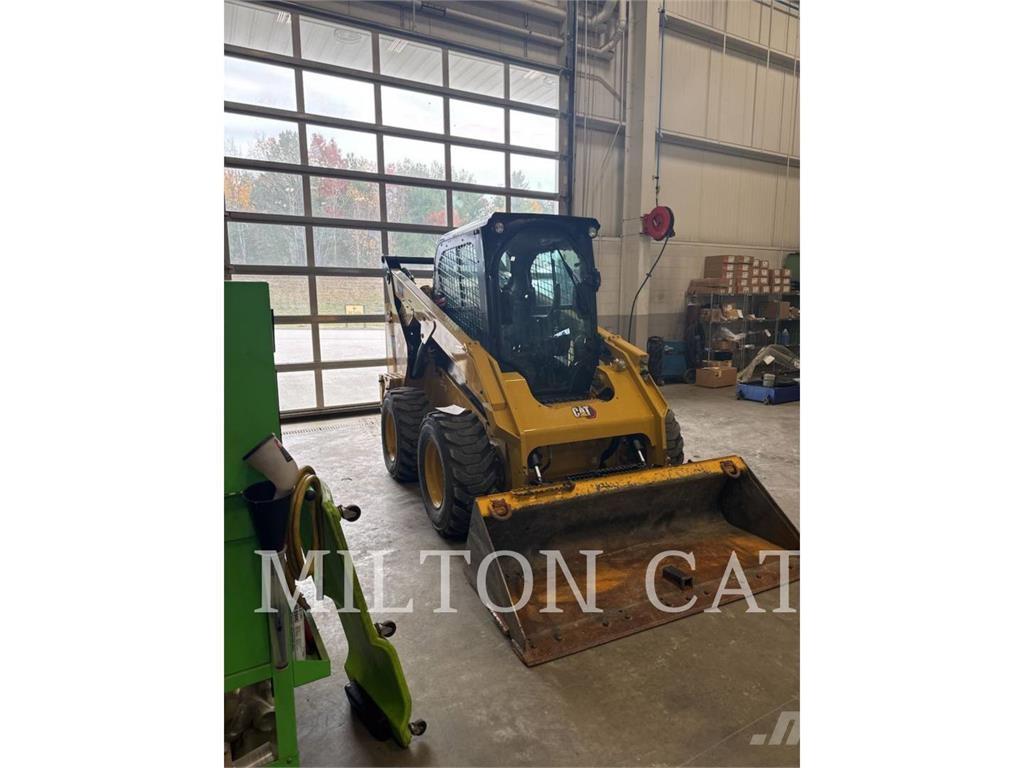 CAT 262D 3 Mini incarcator