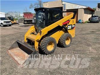CAT 262D A2HQ Mini incarcator