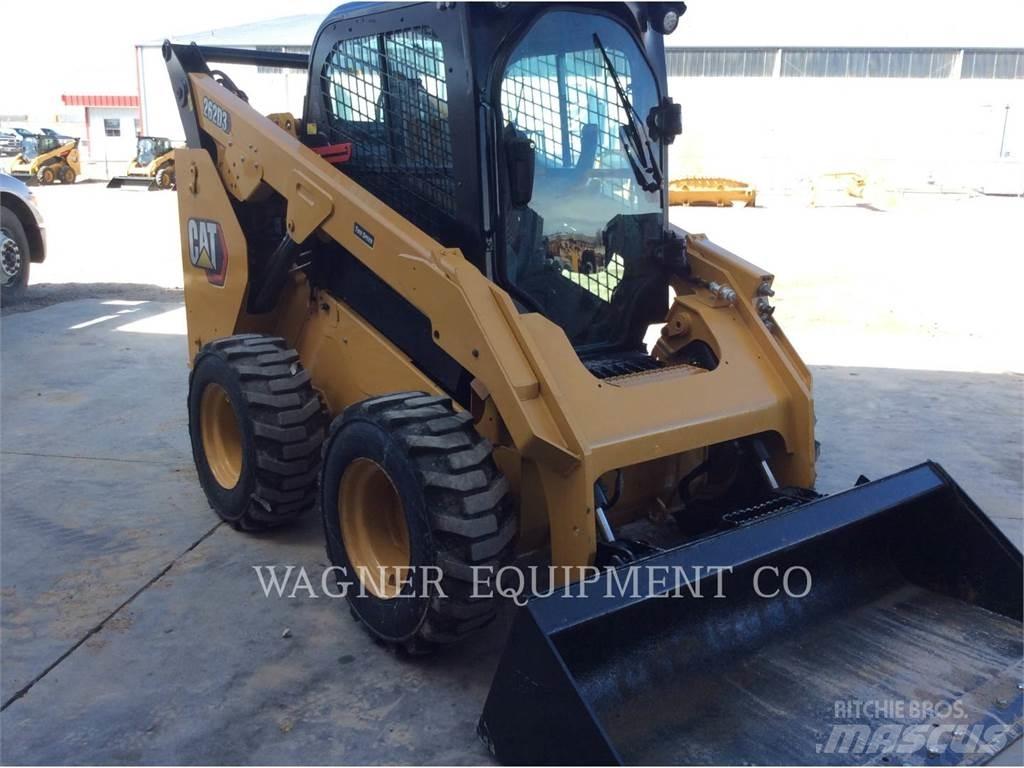 CAT 262D3 Mini incarcator
