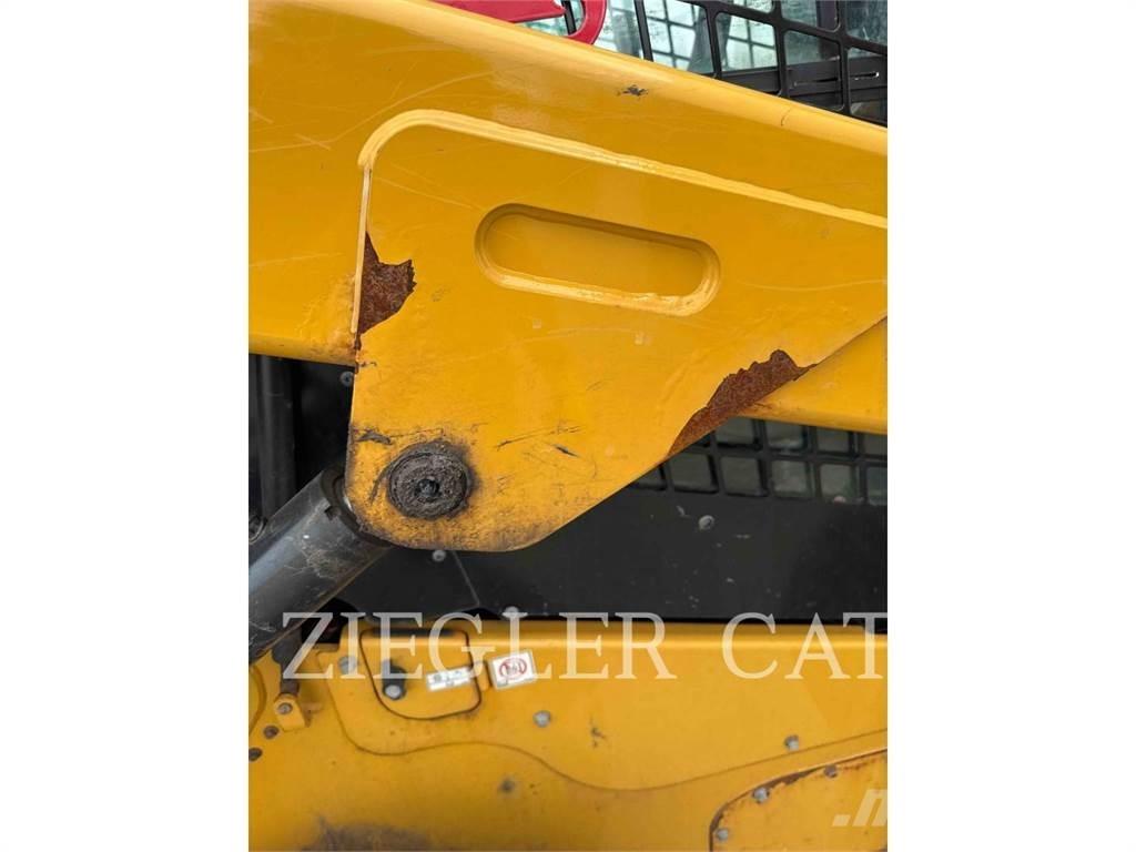 CAT 262D3 Mini incarcator