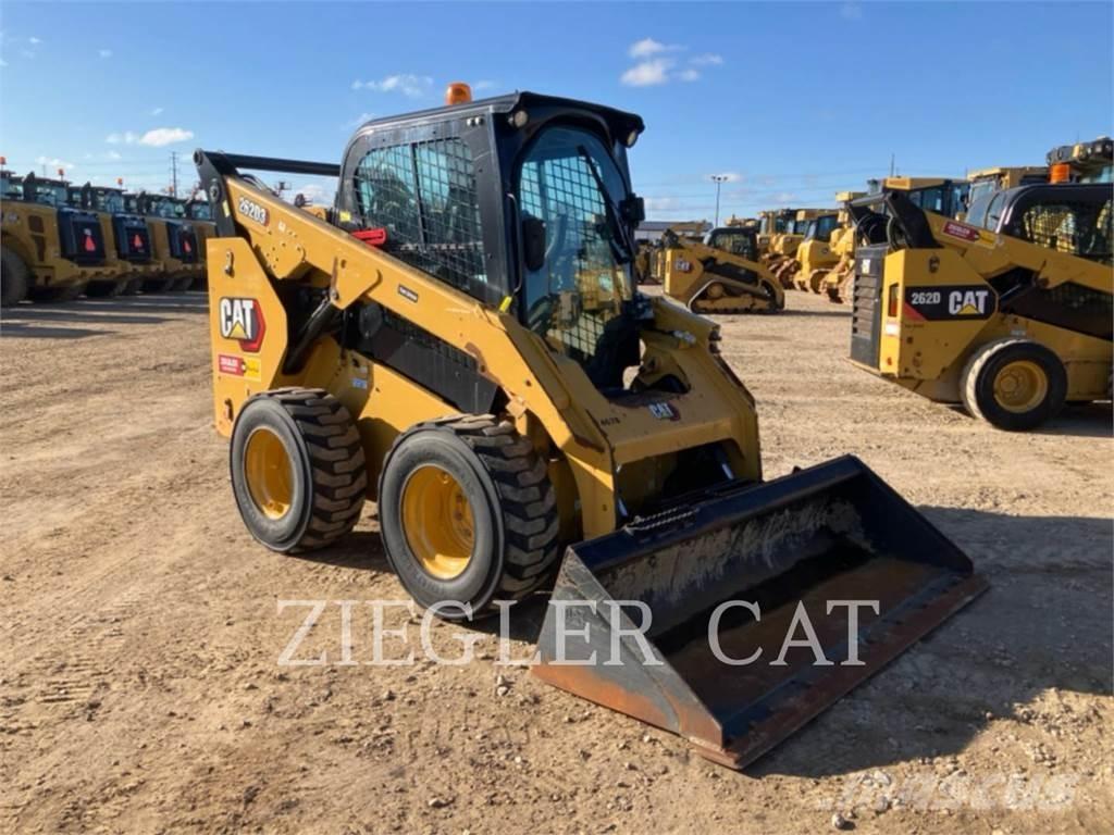 CAT 262D3 Mini incarcator