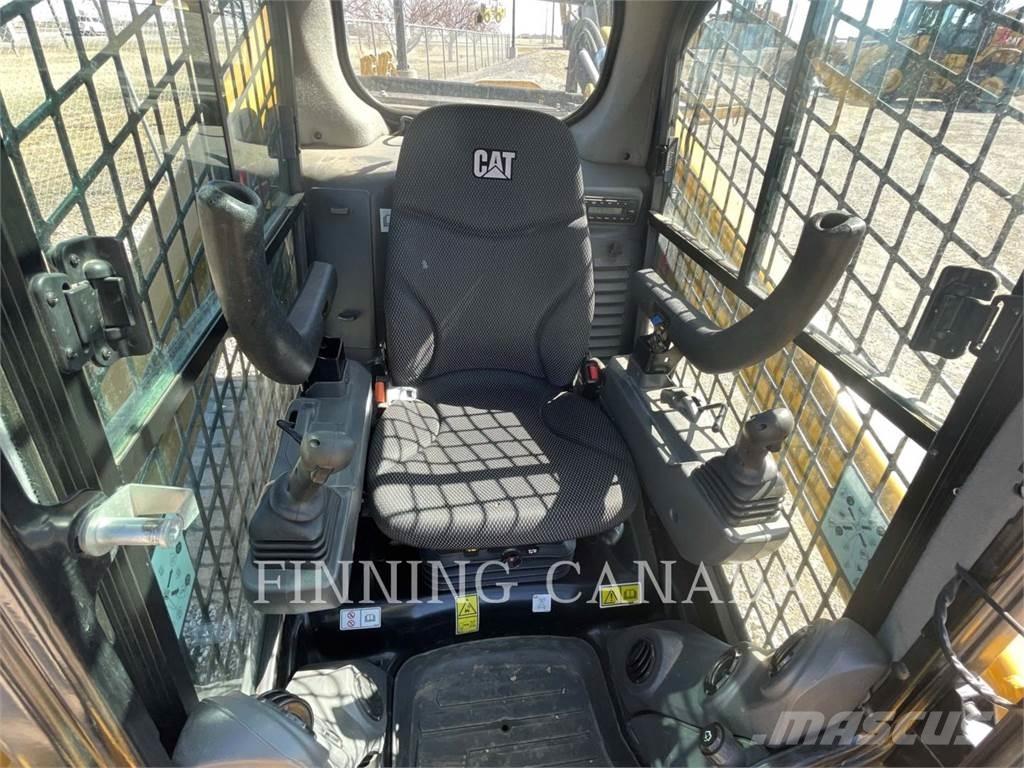 CAT 262D3 Mini incarcator