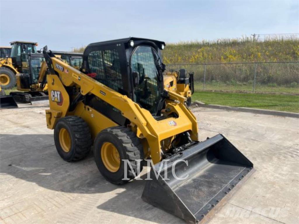 CAT 262D3 Mini incarcator