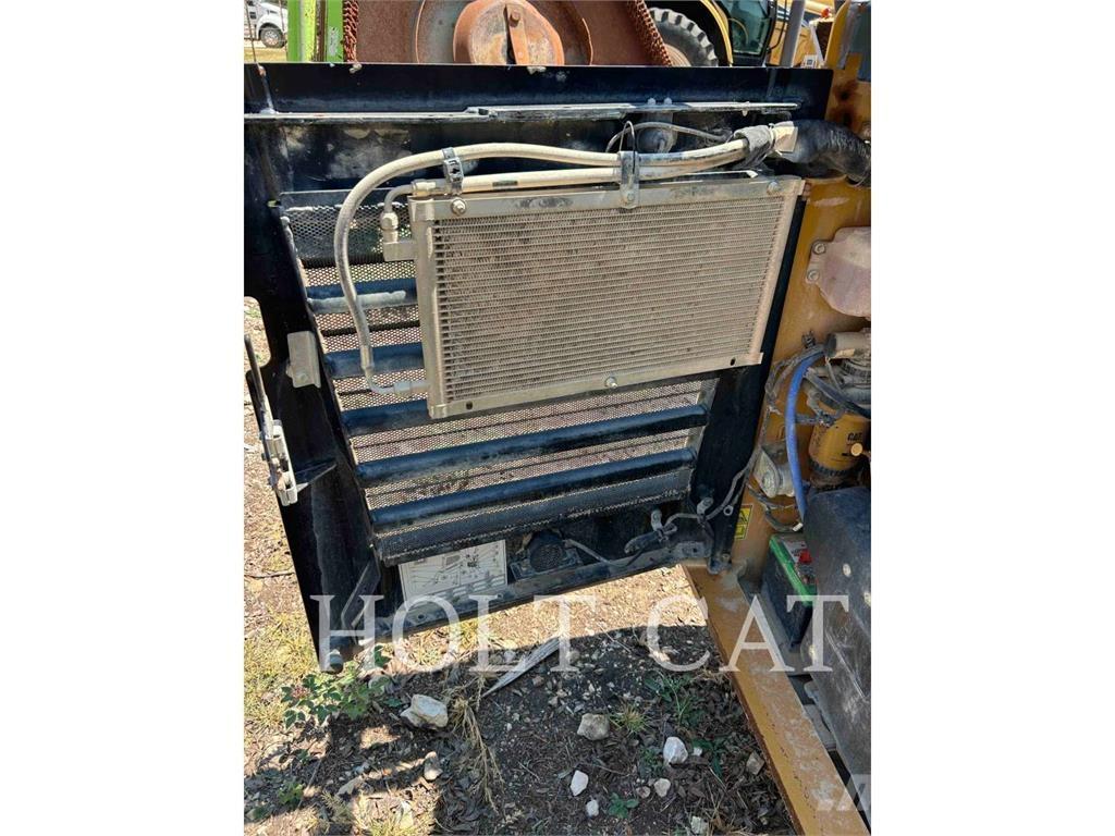 CAT 262D3 Mini incarcator