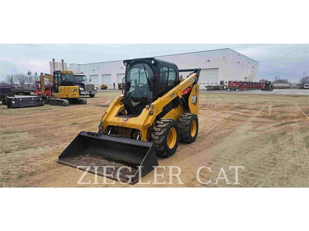 CAT 262D3 Mini incarcator