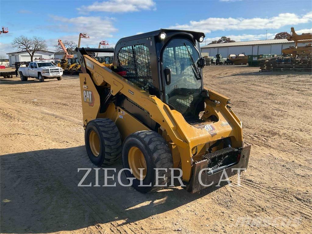 CAT 262D3 Mini incarcator