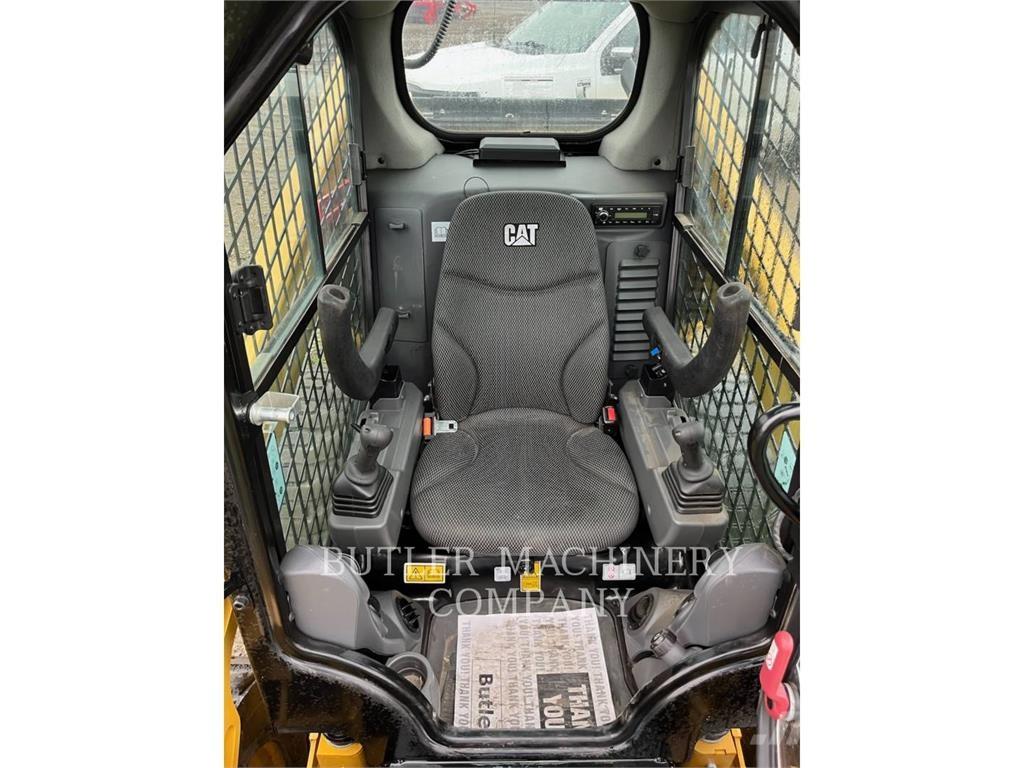 CAT 262D3 C3H2 Mini incarcator