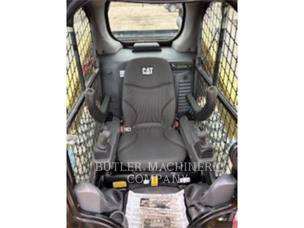 CAT 262D3 C3H2 Mini incarcator