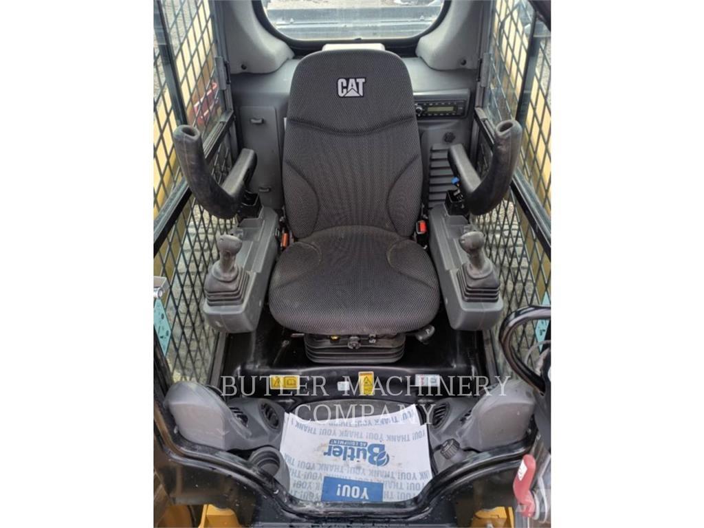 CAT 262D3 C3H3 Mini incarcator