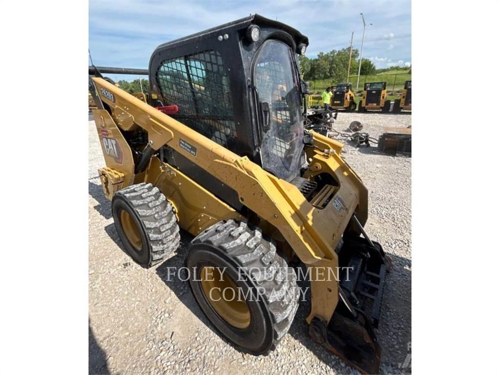 CAT 262D3XPS2C Mini incarcator