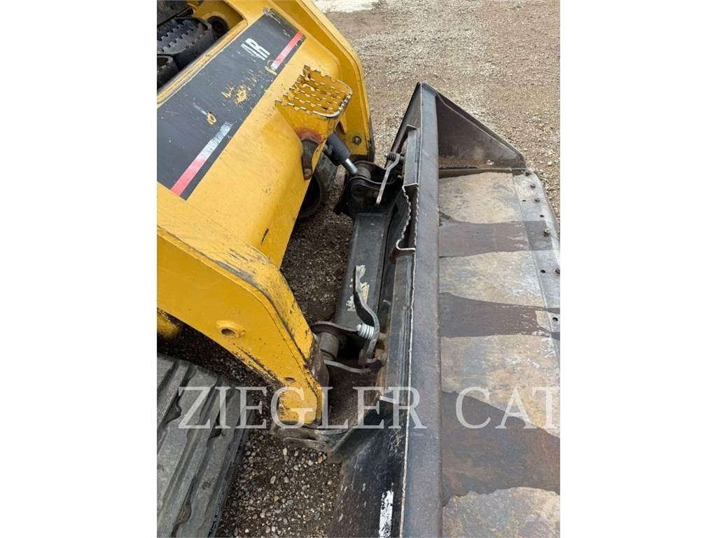 CAT 267B Încarcatoare cu excavator