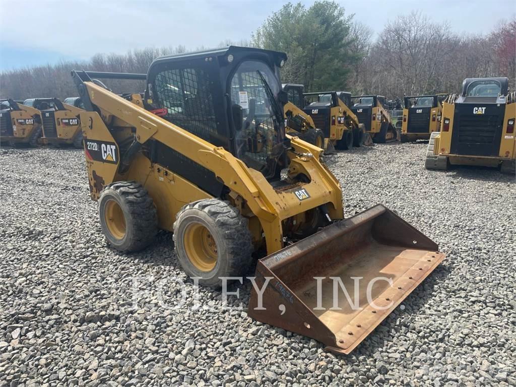 CAT 272D2 Mini incarcator