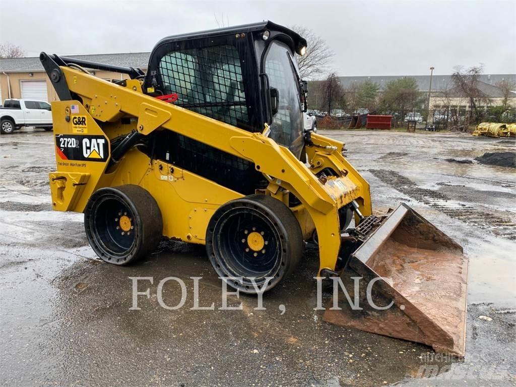 CAT 272D2 Mini incarcator