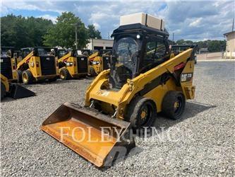 CAT 272D2 Mini incarcator