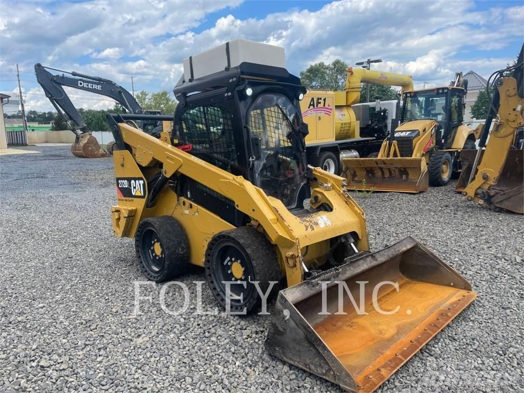 CAT 272D2 Mini incarcator
