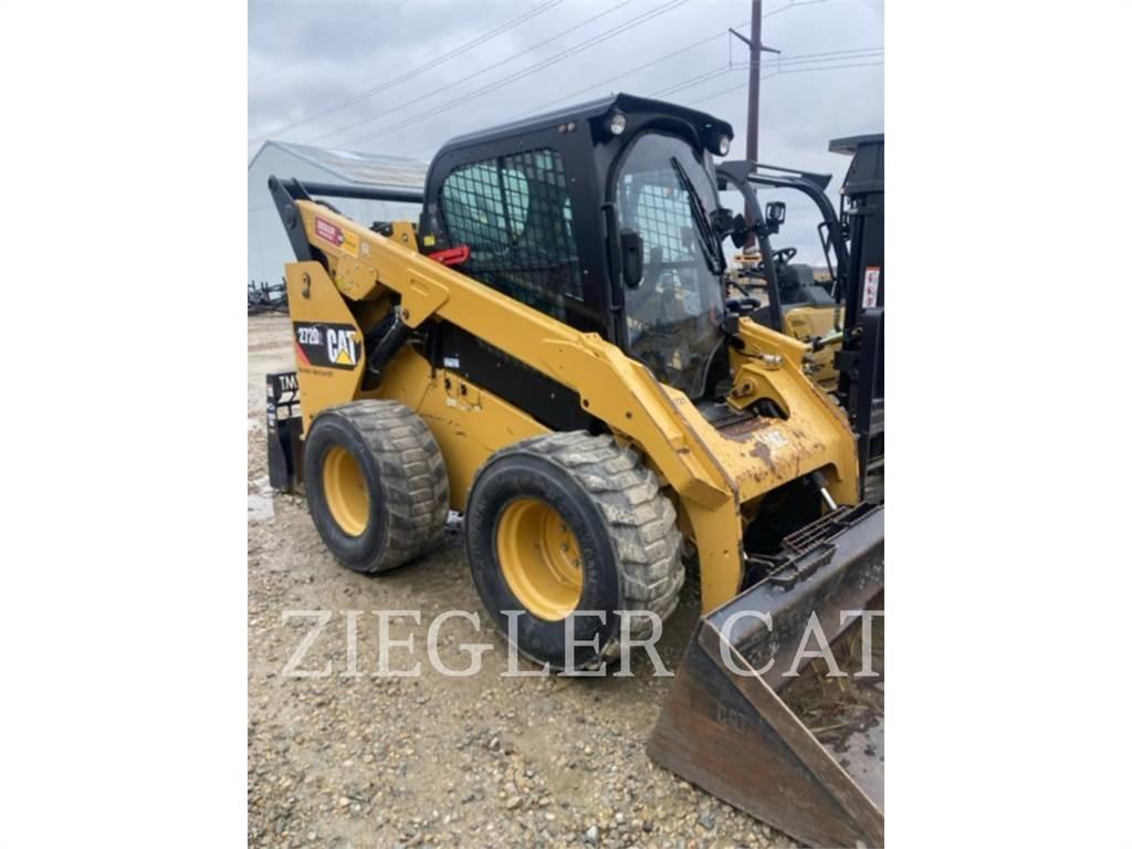CAT 272D2 Mini incarcator