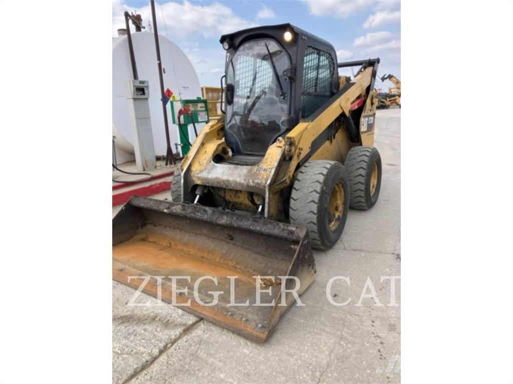 CAT 272D2 Mini incarcator