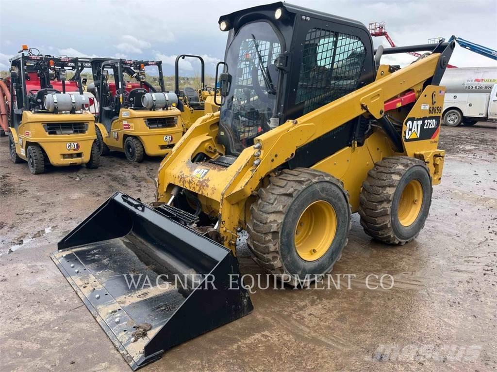 CAT 272D2 Mini incarcator