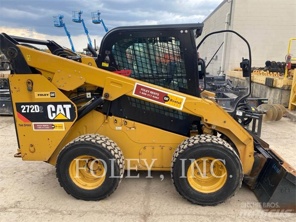 CAT 272D2 Mini incarcator