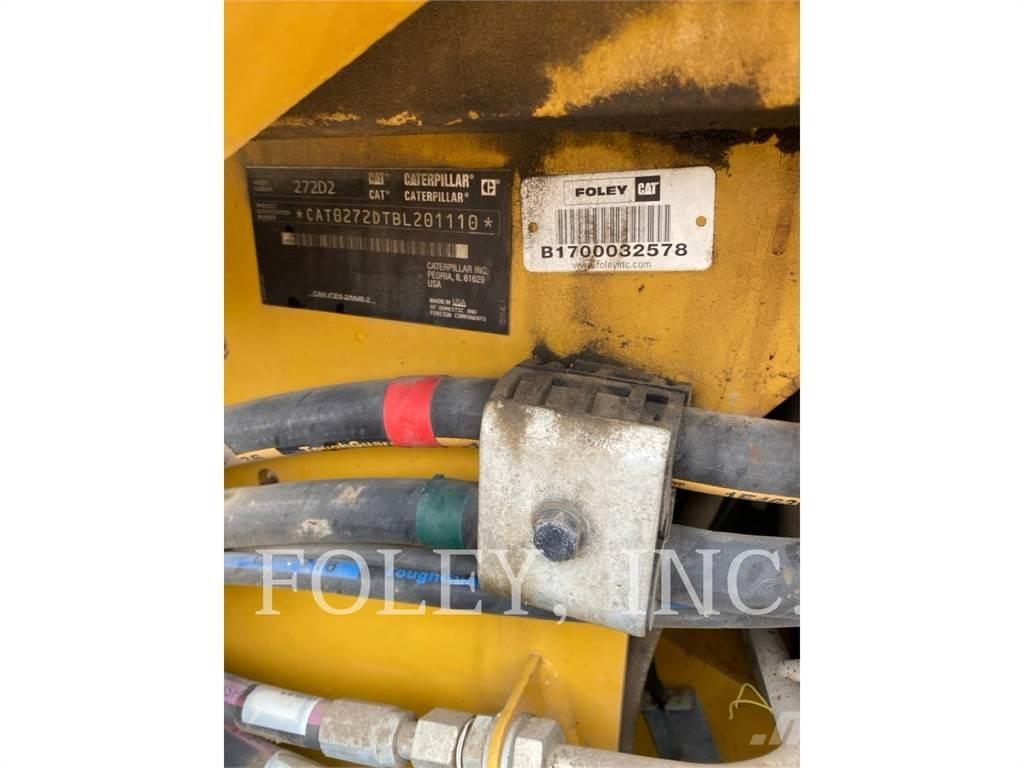 CAT 272D2 Mini incarcator