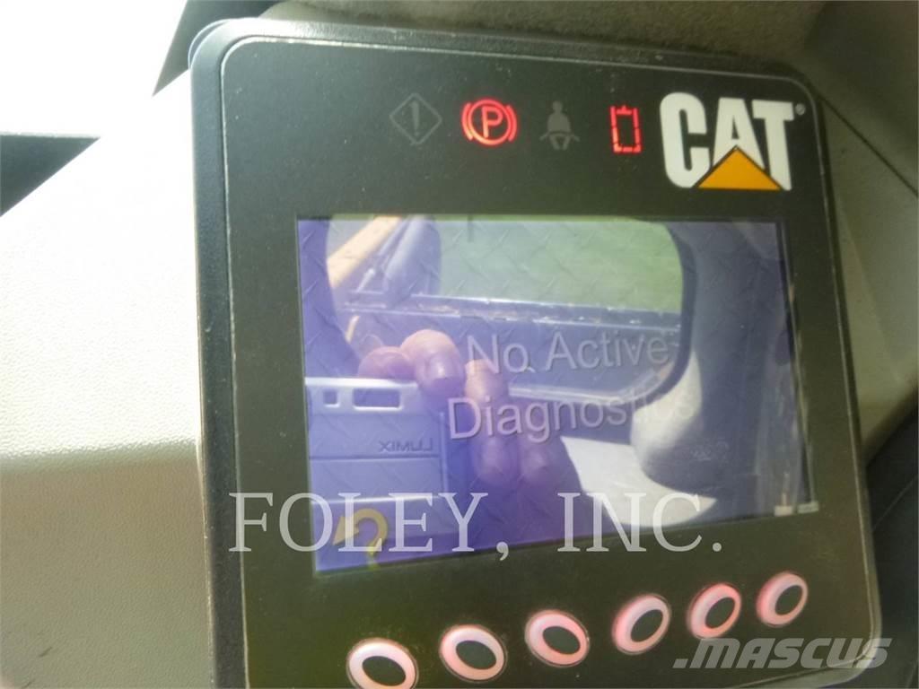 CAT 272D2 Mini incarcator