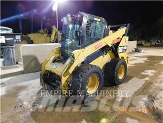 CAT 272D2 XHP Mini incarcator