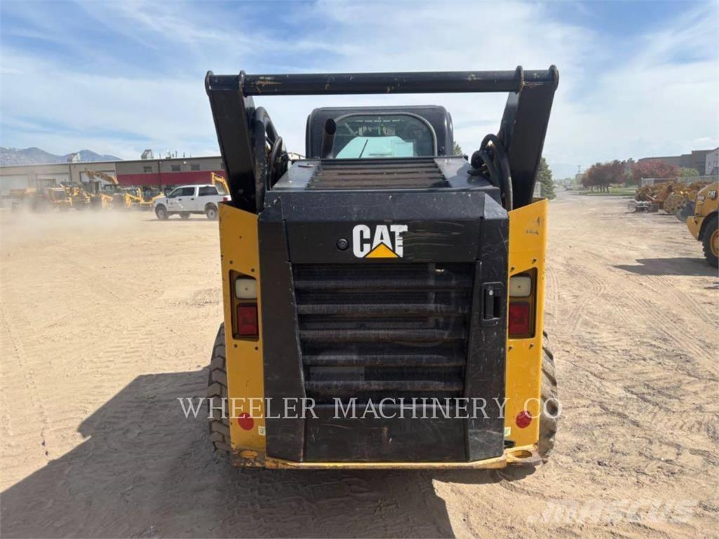 CAT 272D2C3XHP Mini incarcator