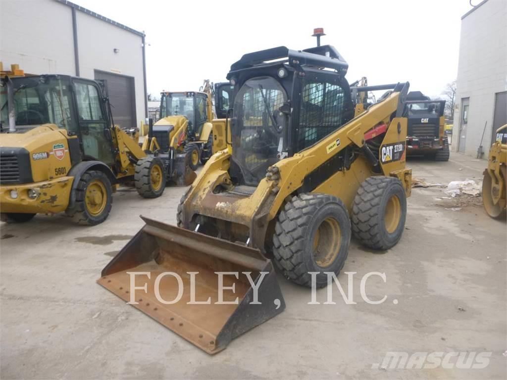 CAT 272D2XHP Mini incarcator