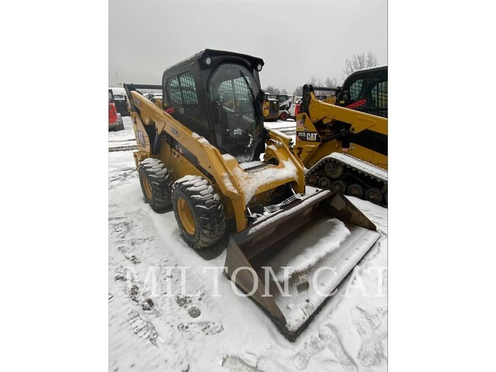 CAT 272D3 Mini incarcator