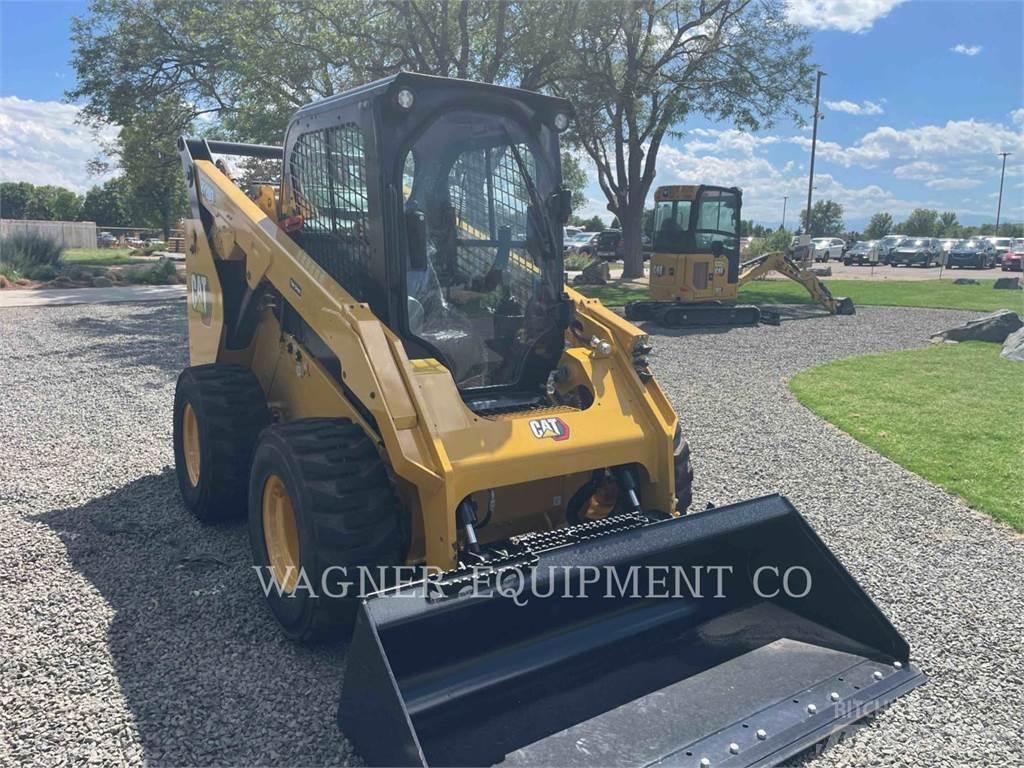 CAT 272D3 Mini incarcator
