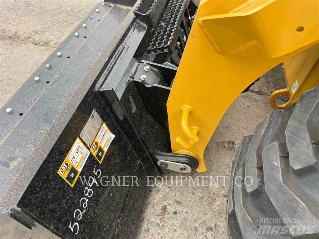 CAT 272D3 Mini incarcator