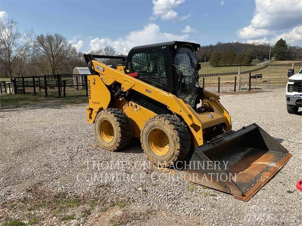 CAT 272D3 Mini incarcator