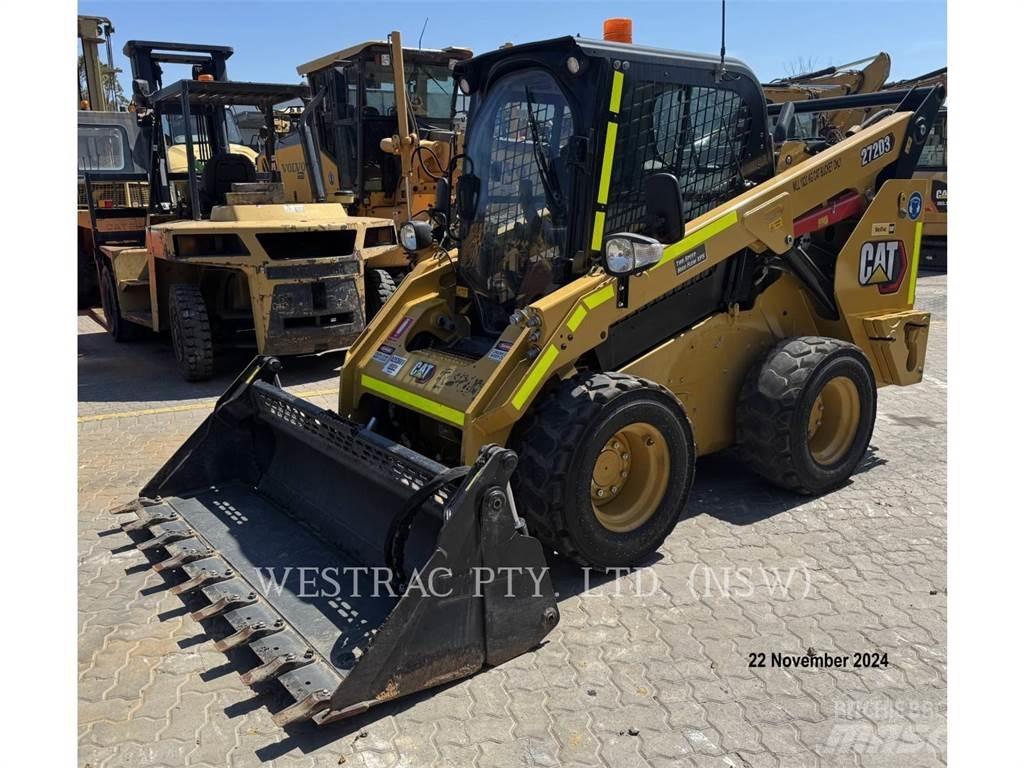 CAT 272D3 Mini incarcator