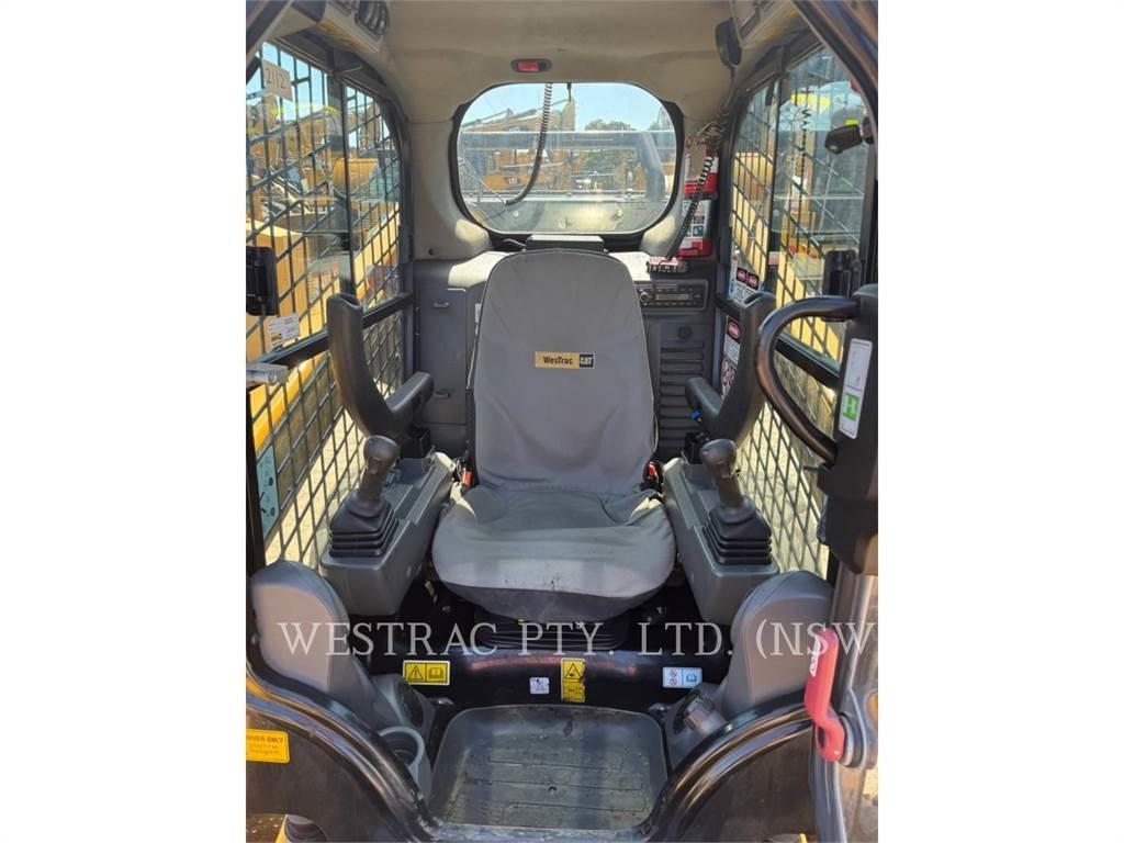 CAT 272D3 Mini incarcator