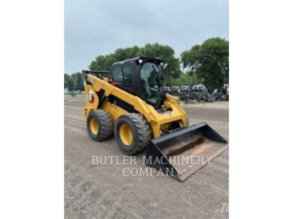CAT 272D3 Mini incarcator