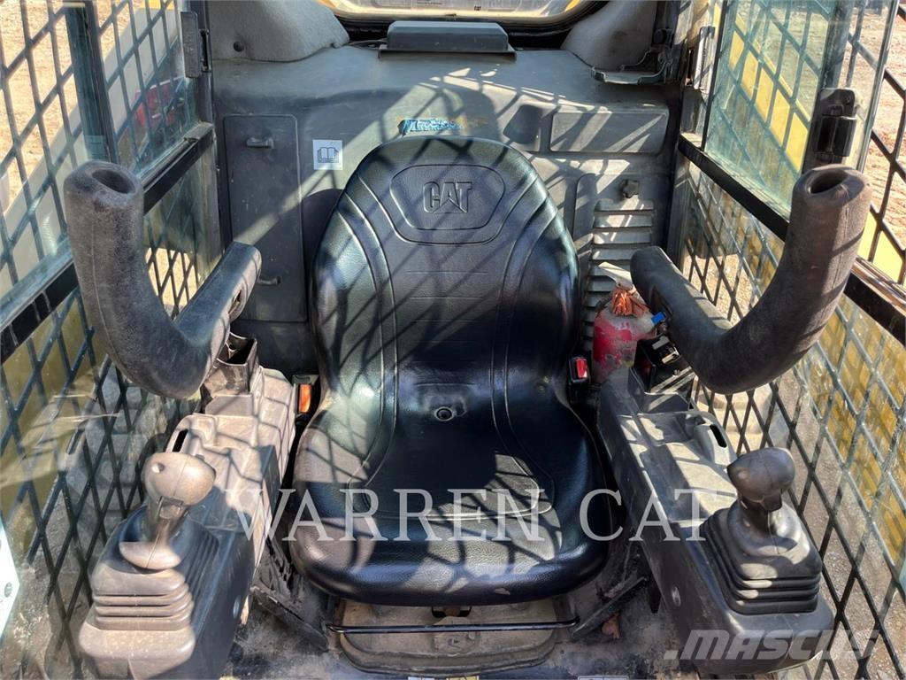 CAT 272D3 C3H1 Mini incarcator