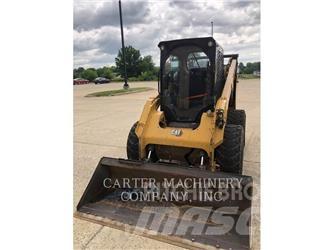 CAT 272D3XE Mini incarcator