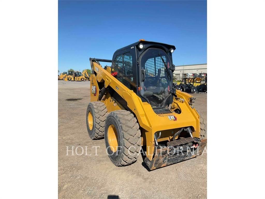 CAT 272D3XE Mini incarcator