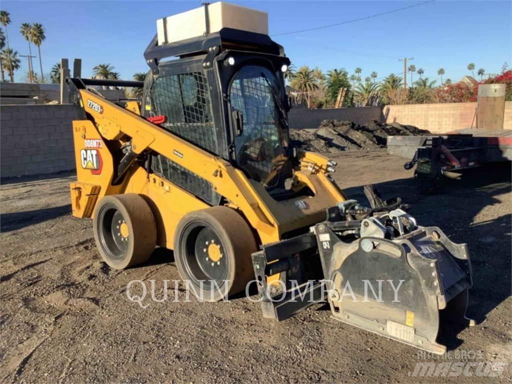 CAT 272D3XE Mini incarcator