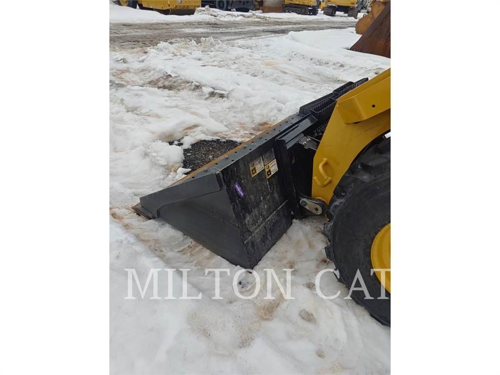 CAT 272D3XE Mini incarcator