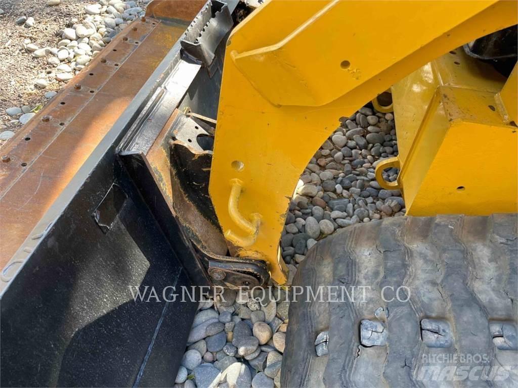 CAT 279D Încarcatoare cu excavator